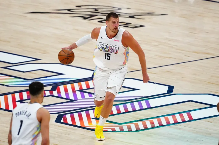 NBA直播掘金双星闪耀 穆雷43分率队拿下天王山之战 NBA直播掘金双星闪耀 穆雷43分率队拿下天王山之战