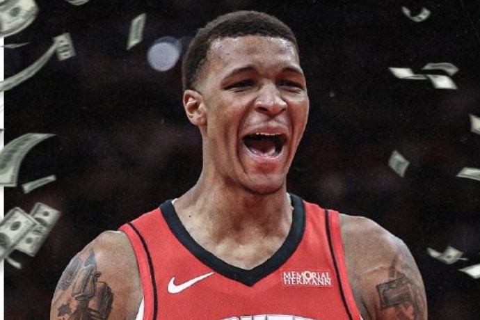 火箭与小史密斯达成5年1.22亿美元提前续约 火箭与小史密斯达成5年1.22亿美元提前续约